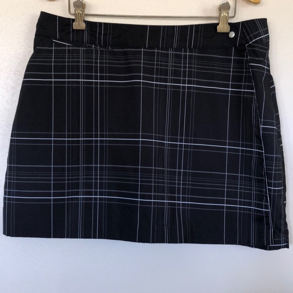 Nancy Lopez Golf Skort - Picture 1 of 6